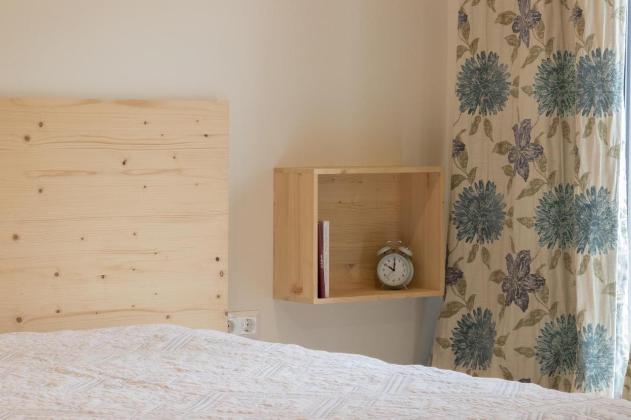ピニョン Dois Lagares House Bed & Breakfast エクステリア 写真