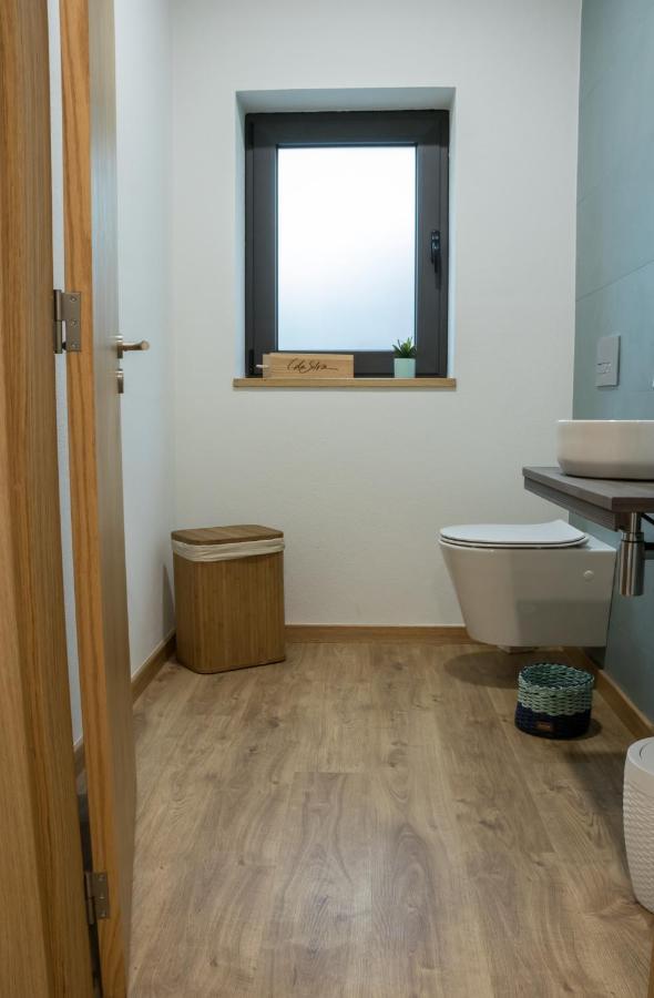 ピニョン Dois Lagares House Bed & Breakfast エクステリア 写真