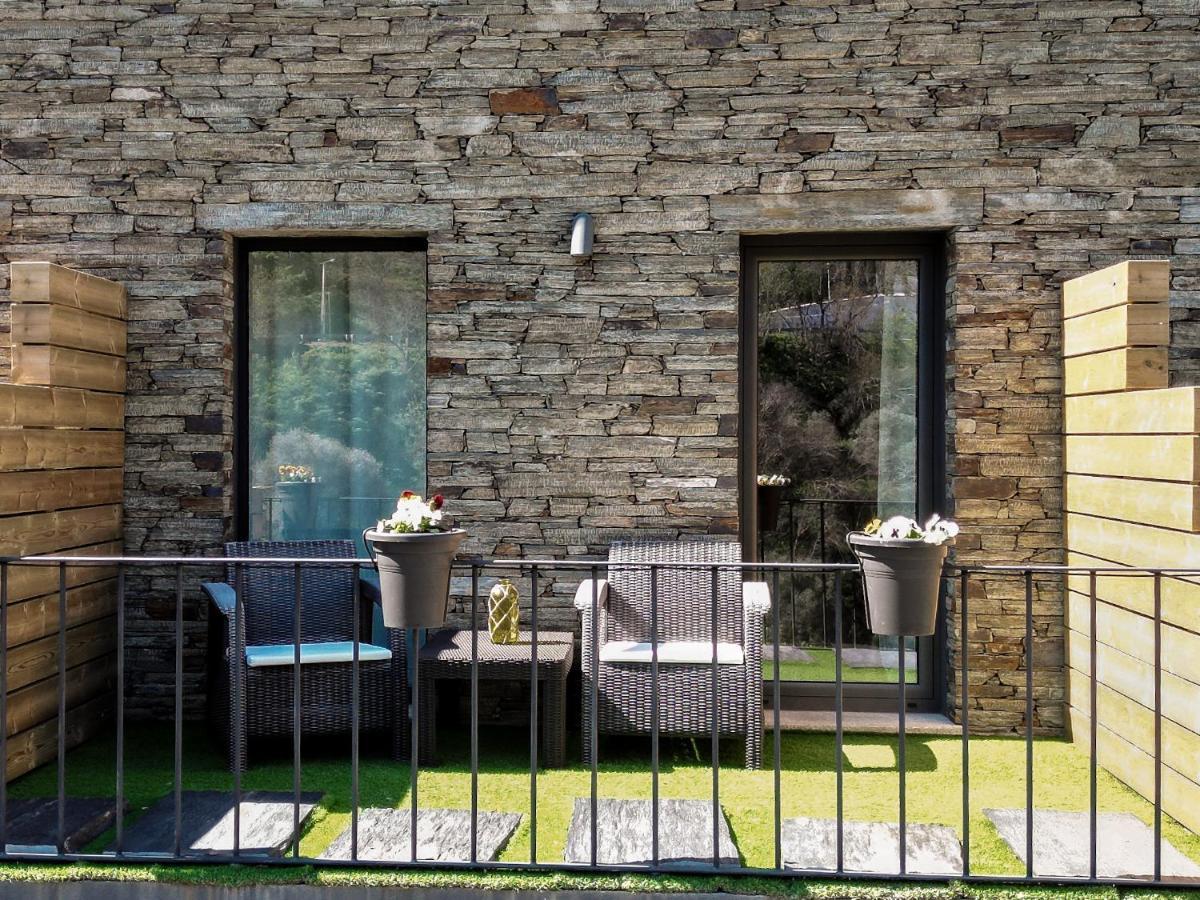 ピニョン Dois Lagares House Bed & Breakfast エクステリア 写真