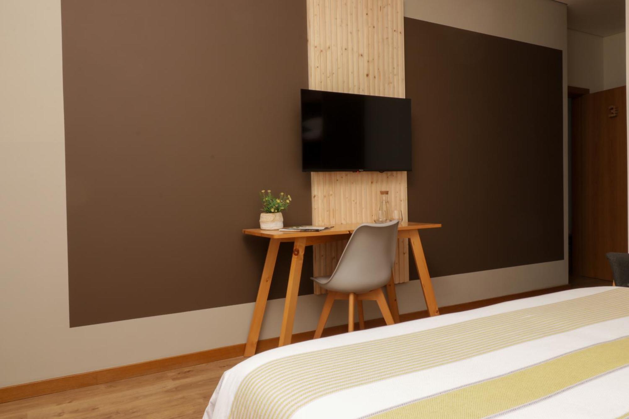 ピニョン Dois Lagares House Bed & Breakfast エクステリア 写真