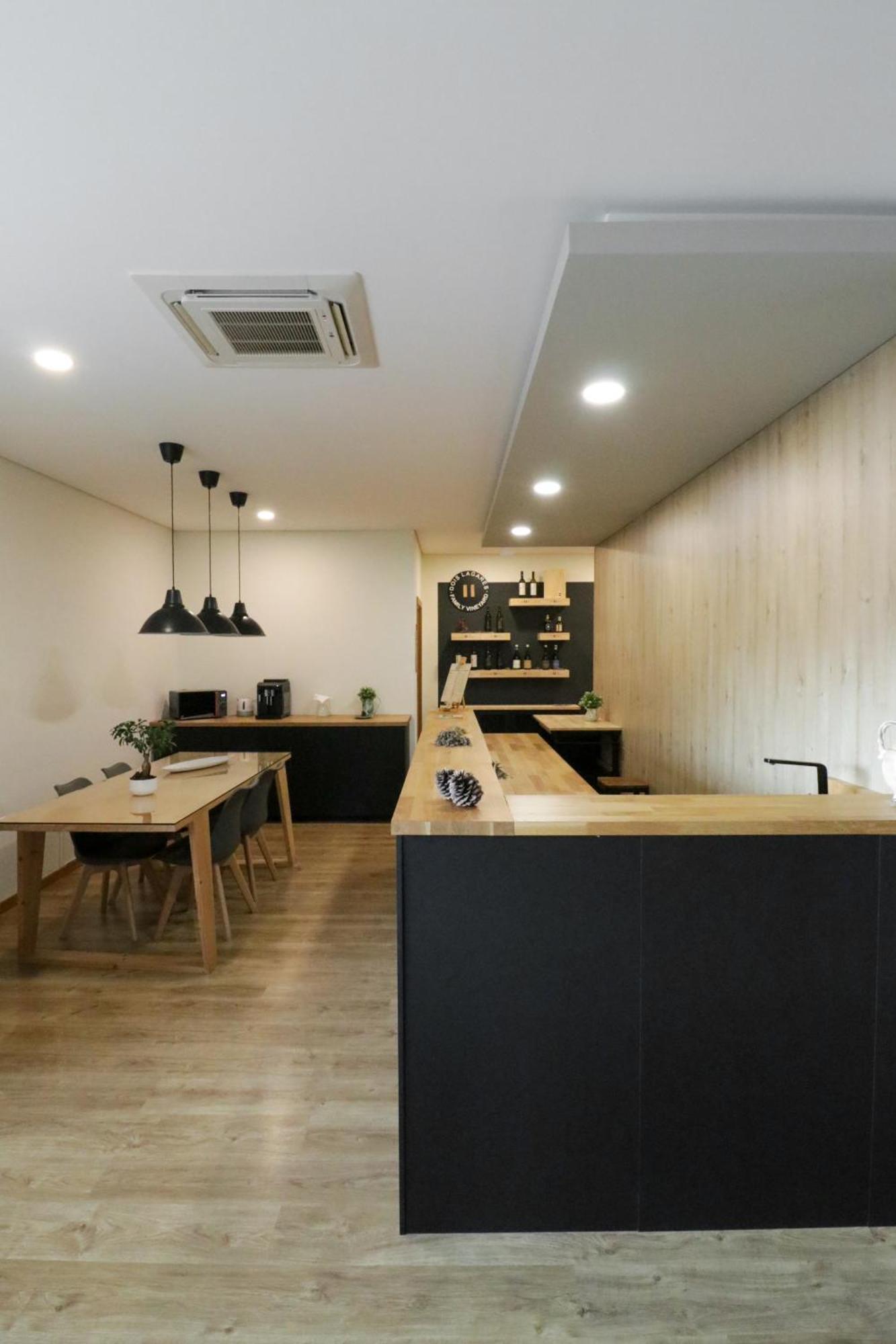 ピニョン Dois Lagares House Bed & Breakfast エクステリア 写真
